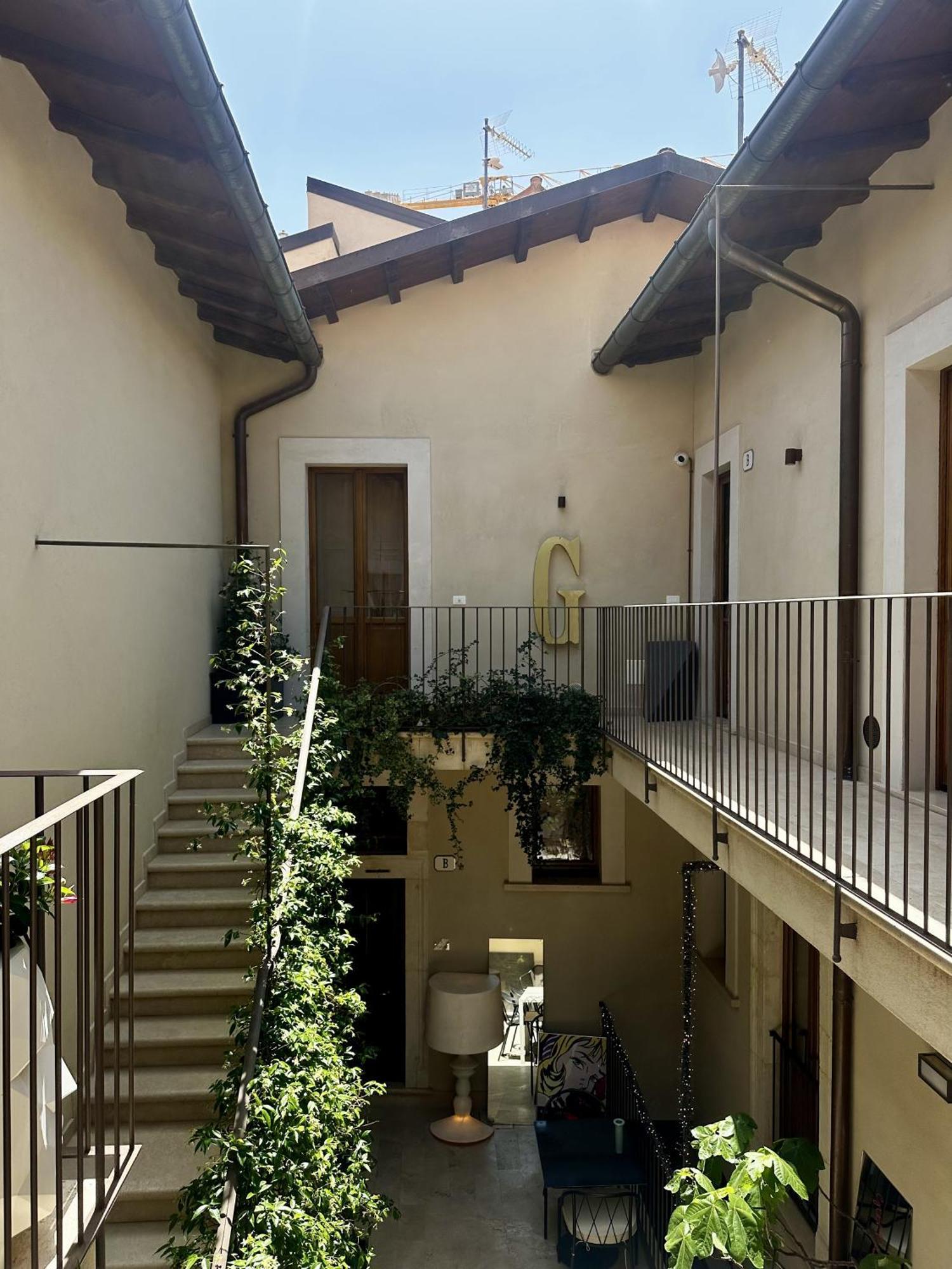 Ginevra Boutique Rooms - Palazzo Leosini - Residenze D'Epoca L'Aquila Exterior photo